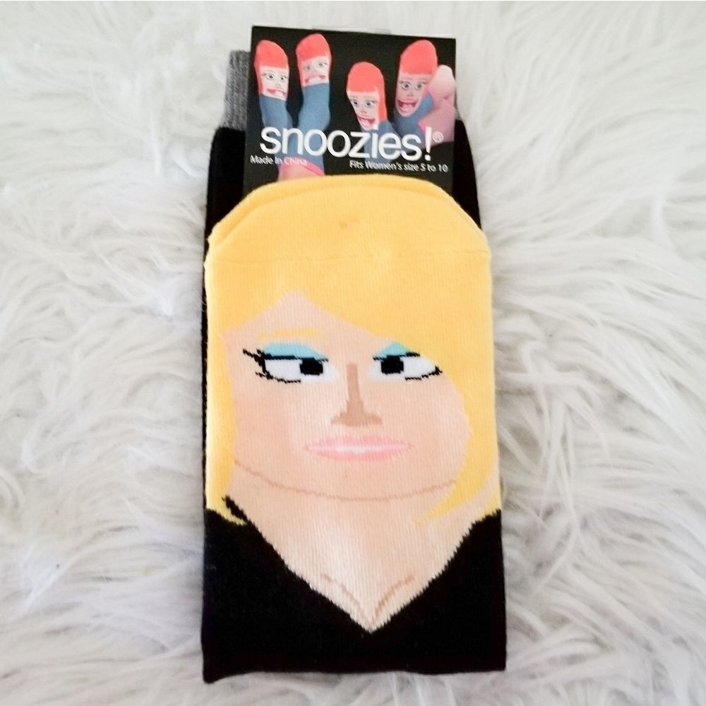 Snoozies novelty socks